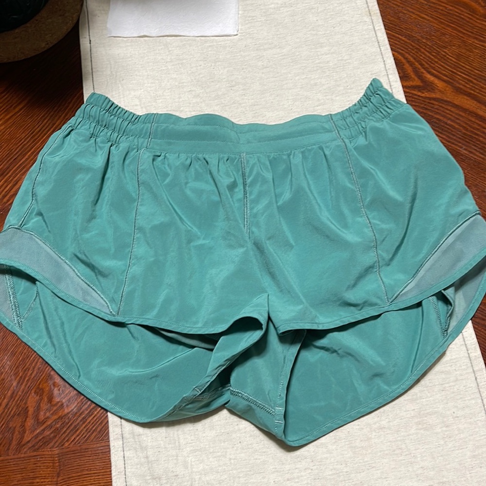 Lululemon Hotty Hot Shorts 🌊